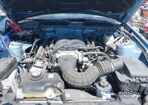 2005 Ford Mustang Gt Deluxe/Gt Premium из США, поврежденный, VIN 1ZVFT82H555223046